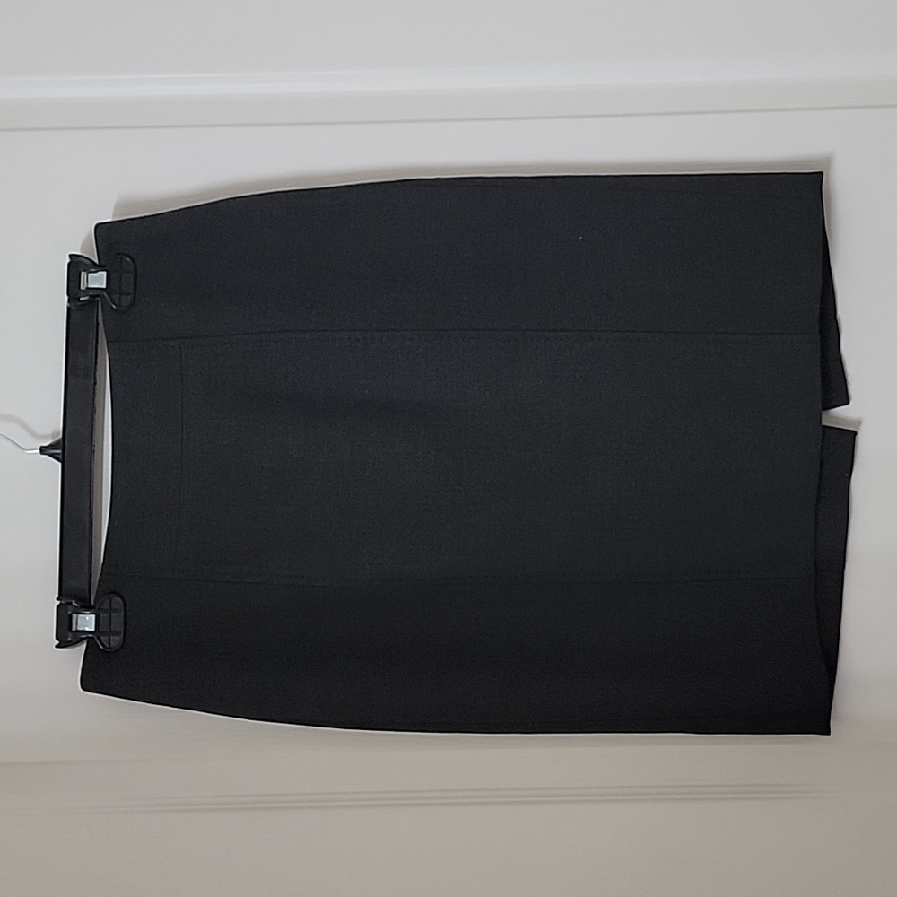 LOFT Size 0 Gray Midi Pencil Skirt, Gently Used Condition